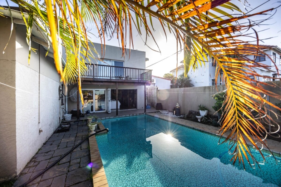 4 Bedroom Property for Sale in Berea Eastern Cape